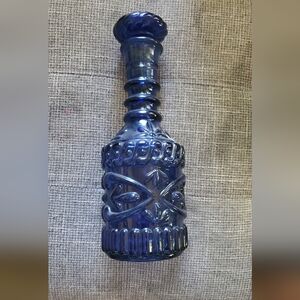 Elegant Blue Glass Jim Beam Kentucky Derby Decanter 1970